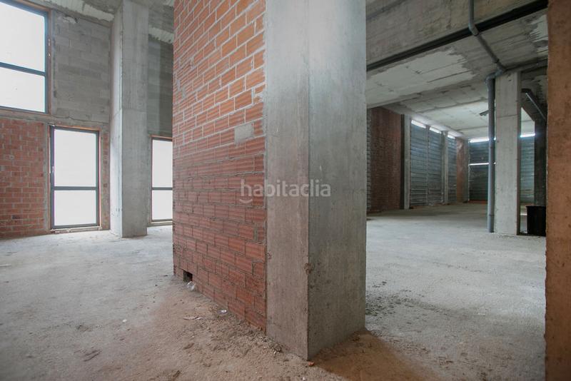 Foto 5833732b-4d36-4eea-a2e7-3ff900bb8853. Local comercial a Someso - Matogrande Coruña (A)