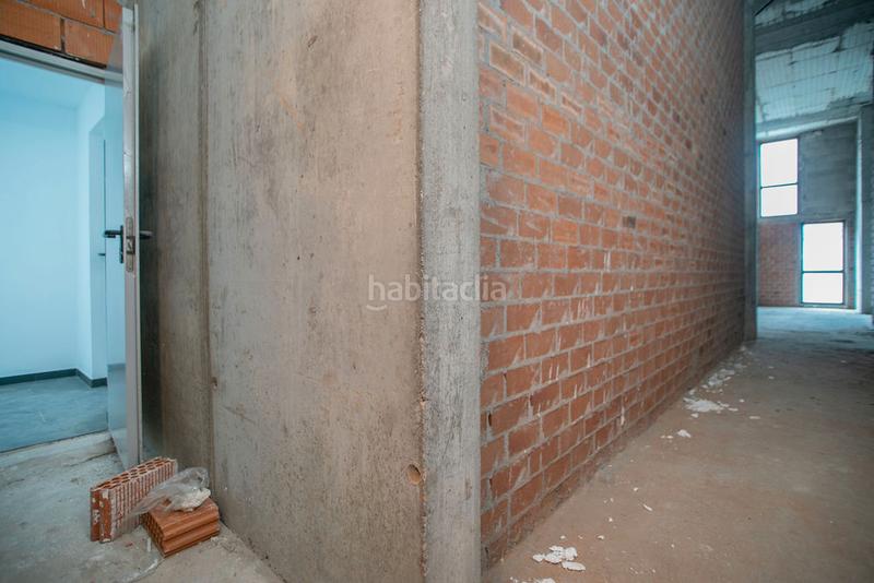 Foto b89a647e-a771-4617-9938-0886b10bcb32. Local comercial a Someso - Matogrande Coruña (A)