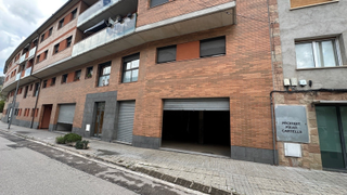 Local Comercial  Ctra ribes. Solvia inmobiliaria  locales figarómontmany