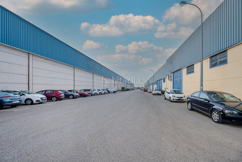 Foto ff427bf7-1eb6-47e3-b169-33eccc4f1ff8. Nave industrial solvia inmobiliaria nave industrial en Guillena