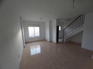 Maison jumelée  C/ antonio ramos ramírez. Solvia inmobiliaria  chalet adosado espera