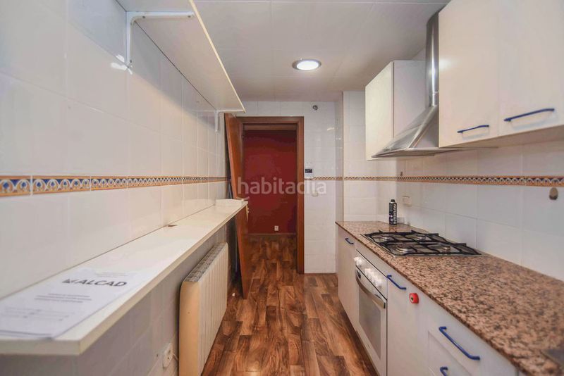 Foto f2812450-55a7-4d2a-9e33-257a26fd3bcd. Pis amb aparcament a Palau Girona