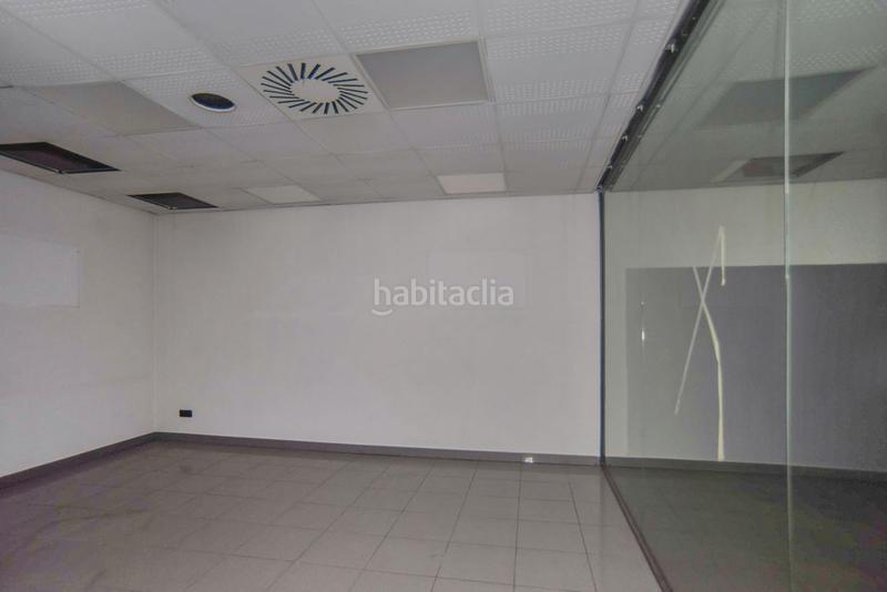 Foto 74960db9-b7e4-46da-8dd5-0c2828796a47. Local commercial dans Manlleu