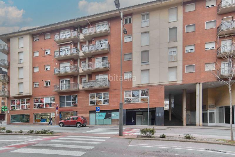 Foto d24f622e-eb2d-4b88-a9b2-7f04d03f25df. Local commercial dans Manlleu