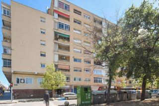 Etagenwohnung  C/ rafael casanova. Solvia inmobiliaria  piso granollers