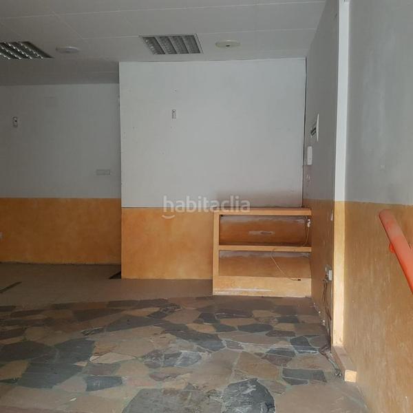 Foto 1270aeb2-f897-4fd3-8f3f-5c88cd134786. Local comercial a Santa Eulàlia Hospitalet de Llobregat (L´)