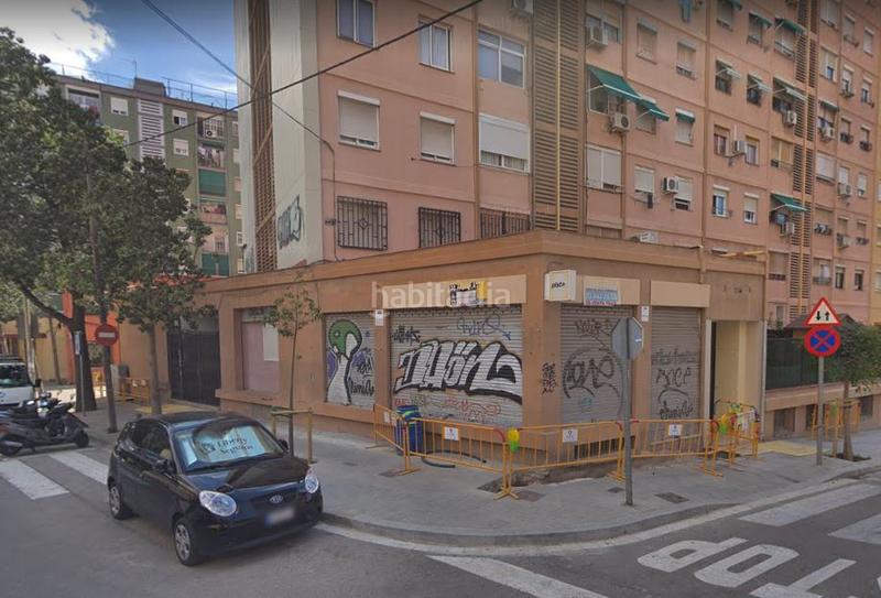Foto d3ae2563-de11-42db-a2da-5a7472f9d0f1. Local comercial a Santa Eulàlia Hospitalet de Llobregat (L´)