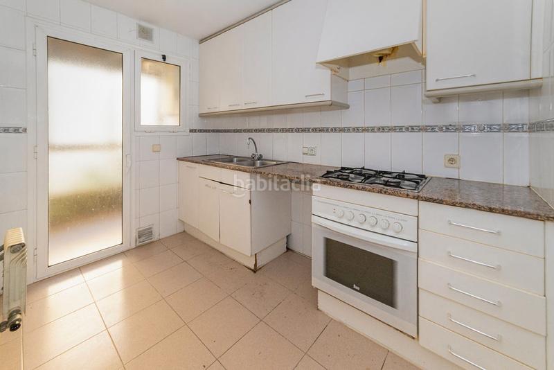 Foto 44325d04-e493-46ad-939c-ffbef6145dc6. Flat with heating parking in Palau Girona