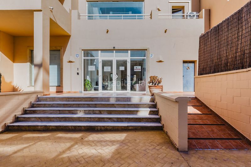 Foto 42b412e1-5bbc-4d50-9999-e7e7c35a7025. Apartament amb piscina a Puerto Rey Vera