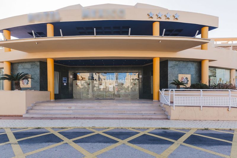 Foto c9723ab4-7e88-4c1e-b564-37ce93157d76. Apartament amb piscina a Puerto Rey Vera