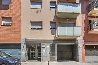 Appartement  C/ masía. Solvia inmobiliaria  piso montcada i reixac