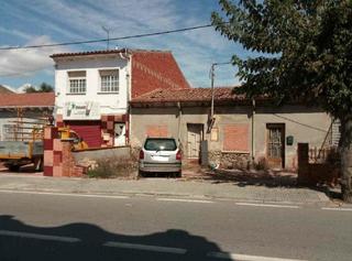 Chalet  C/ de barcelona. Solvia inmobiliaria  casa martorelles