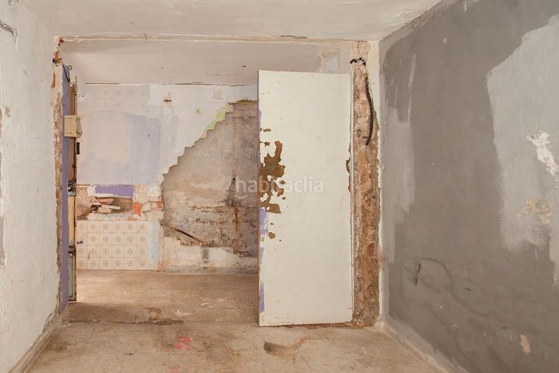 Foto f8fc71f7-fa0b-4772-9044-fe3d23551fd6. Casa aparellada a San Felipe - El Almendral - La Merced Jaén
