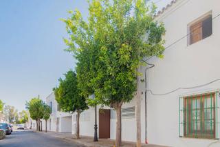 Casa pareada  C/ poniente - res. doña maría, san isidro de guadalete -. Solvia inmobiliaria  chalet adosado jerez de la frontera
