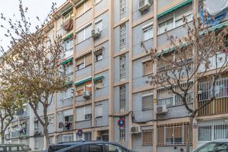Appartement  C/ cedro. Solvia inmobiliaria  piso cornellà de llobregat