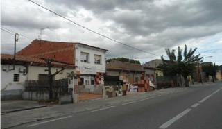 Chalet  C/ de barcelona. Solvia inmobiliaria  casa martorelles