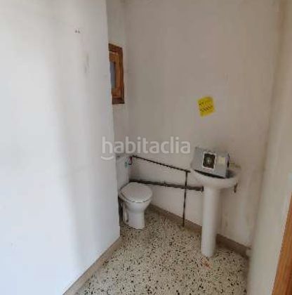 Foto 8092269e-8958-43cd-b4a2-8dfe8240e2b3. Local comercial a Alfarràs