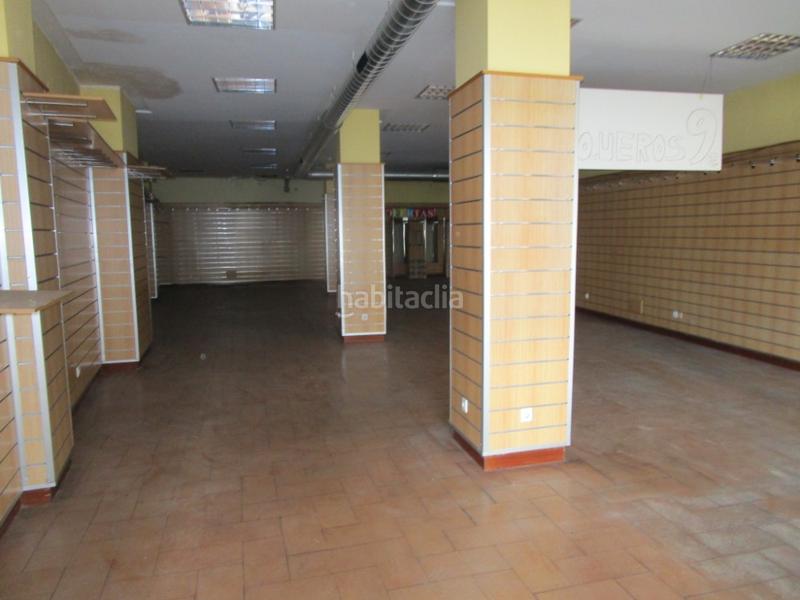 Foto c6aca5ff-44a3-47f5-b76b-8b5e805062bc. Location local commercial dans Íscar