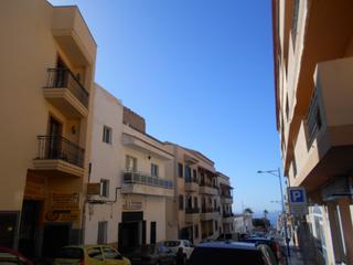 Location Local commercial  C/ manuel bello ramos. Solvia inmobiliaria  locales adeje