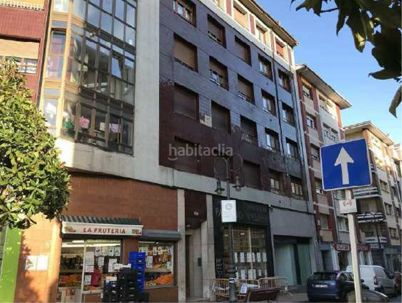 Foto 99222c7c-6285-4dc5-9160-669c55892b98. Lloguer local comercial a Centro Avilés