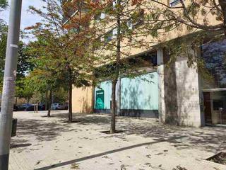 Location Local commercial  Av llorenç puig. Solvia inmobiliaria  locales viladecans