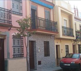 Xalet  C/ almendro. Solvia inmobiliaria  casa mairena del alcor