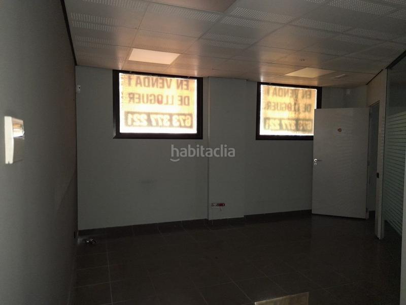 Foto 44fa5a95-29e9-48d3-adce-363b7675d7e8. Alquiler local comercial solvia inmobiliaria locales en Sant Boi de Llobregat