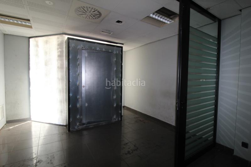 Foto 186a33ee-3925-431e-88e6-1c1f7d509cd6. Lloguer local comercial a Marianao Sant Boi de Llobregat