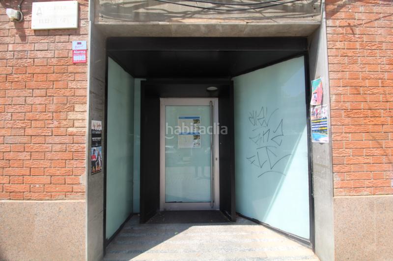 Foto 694a9d82-7fd1-4b5c-8908-9b82a272b3f2. Location local commercial dans Marianao Sant Boi de Llobregat