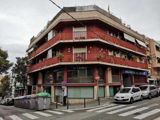 Location Local commercial  C/ mozart. Solvia inmobiliaria  locales santa coloma de gramenet