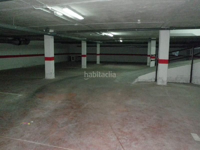 Foto 3d5dcd2d-b21e-4f7c-a866-2d2d4ed43437. Aparcament cotxe a Yuncos