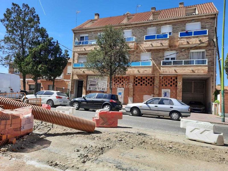 Foto c1d980b6-85c4-4383-b691-1c3d0b79de81. Aparcament cotxe a Yuncos