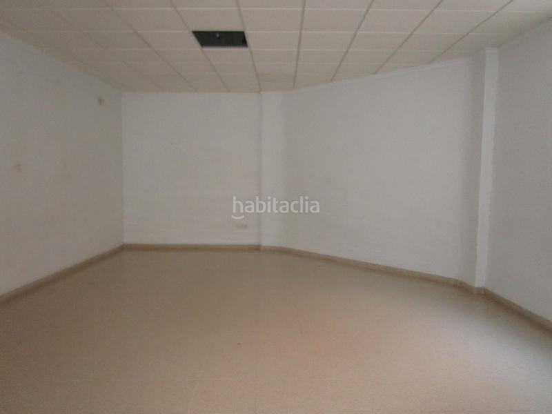 Foto deb1fd4f-fa1b-4c8c-a4c2-c31e7c1fd004. Lloguer local comercial a Ferreries Tortosa