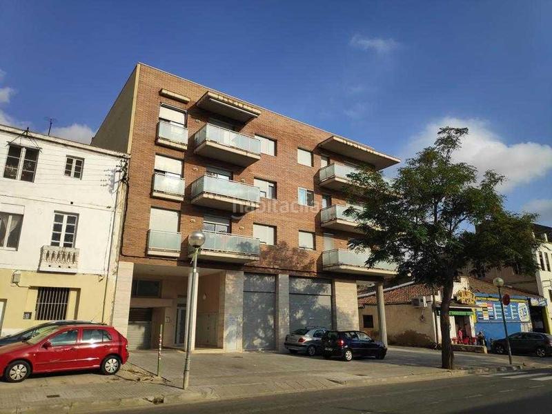 Foto 52fa4bd5-aa00-45ca-89d2-403578c7bc42. Lloguer local comercial a Valls
