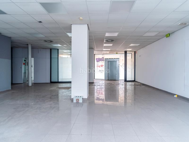 Foto 1de7779a-321f-4892-ab3d-83ffcd8c01e7. Lloguer local comercial a Las Fuentes Zaragoza