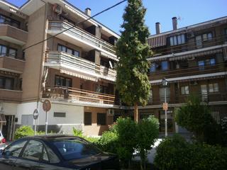 Lloguer Local Comercial  Av constitucion. Solvia inmobiliaria  locales mejorada del campo