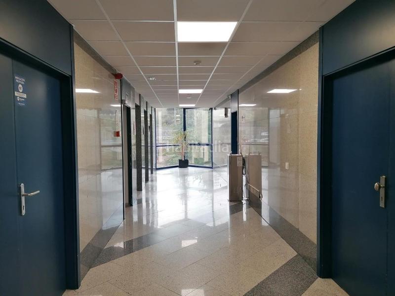 Foto f92cf66b-8cc7-4ead-8eef-fccb8fb011ff. Alquiler local comercial solvia inmobiliaria locales rozas de madrid las en Rozas de Madrid (Las)