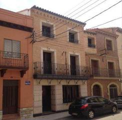 Casa aparellada  C/ mayor. Solvia inmobiliaria  chalet adosado torres de berrellén