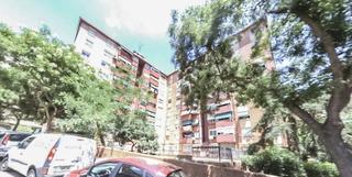 Pis  C/ america. Solvia inmobiliaria  piso badalona
