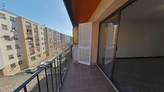 Appartement  C/ campcardos. Solvia inmobiliaria  piso girona