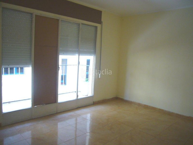 Foto 375bf51b-ff10-4f16-a703-35362a4d54e0. Pis a Zona Hospital Amposta