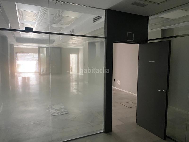 Foto 87c006f9-42aa-415e-a103-315848554545. Alquiler local comercial solvia inmobiliaria locales en Sevilla