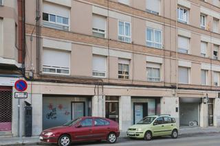 Location Local commercial  Pz/ del triomf. Solvia inmobiliaria  locales terrassa