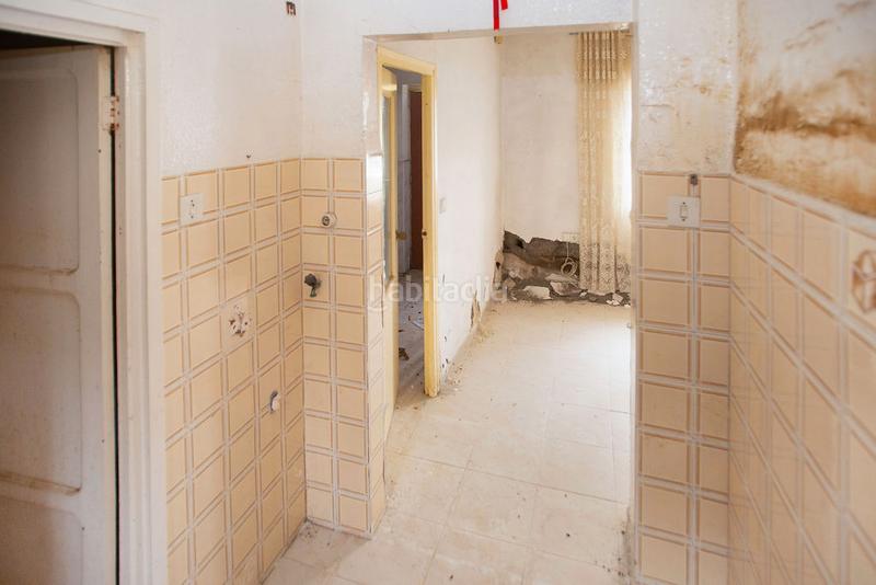 Foto 1c32295e-993b-4512-beba-2c7396d70f72. Planta baixa a Fabero