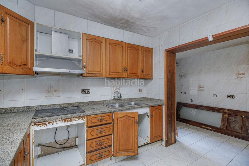 Foto 2b2838cf-23c6-4124-961c-ddd813a61135. Appartamento in Centre Salt