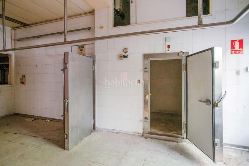 Foto 8e95dff6-201f-47da-b751-da9acd5aa73d. Local comercial a Príncep de Viana-Clot-Xalets Humbert Torres Lleida