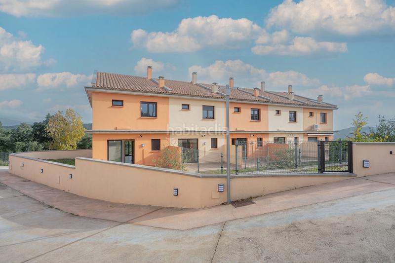 Foto 32b0d0b5-71e2-4196-a77c-b0c8a7277cd5. Casa pareada solvia inmobiliaria chalet adosado en Darnius