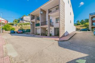 Casa aparellada  Urb. monte alto. Solvia inmobiliaria  chalet adosado porriño o