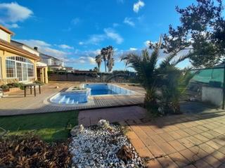 Xalet  C/ tarragona. Solvia inmobiliaria  chalet independiente palausolità i plegaman