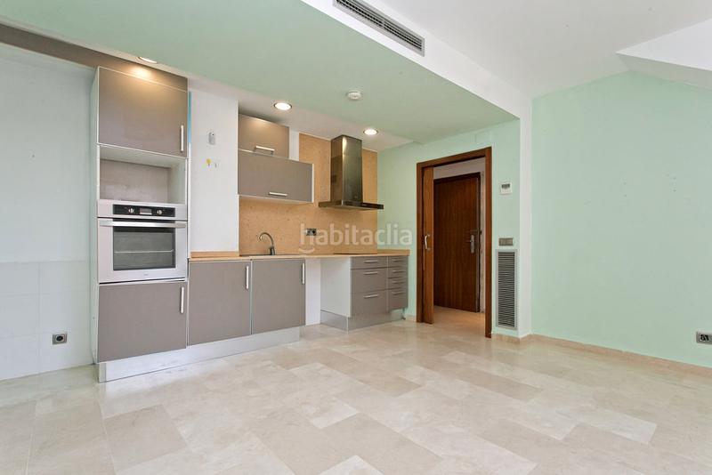 Foto 28f705f6-1ce4-4bae-bfc5-a584bc531a0a. Dúplex a Vilapicina - Torre Llobeta Barcelona